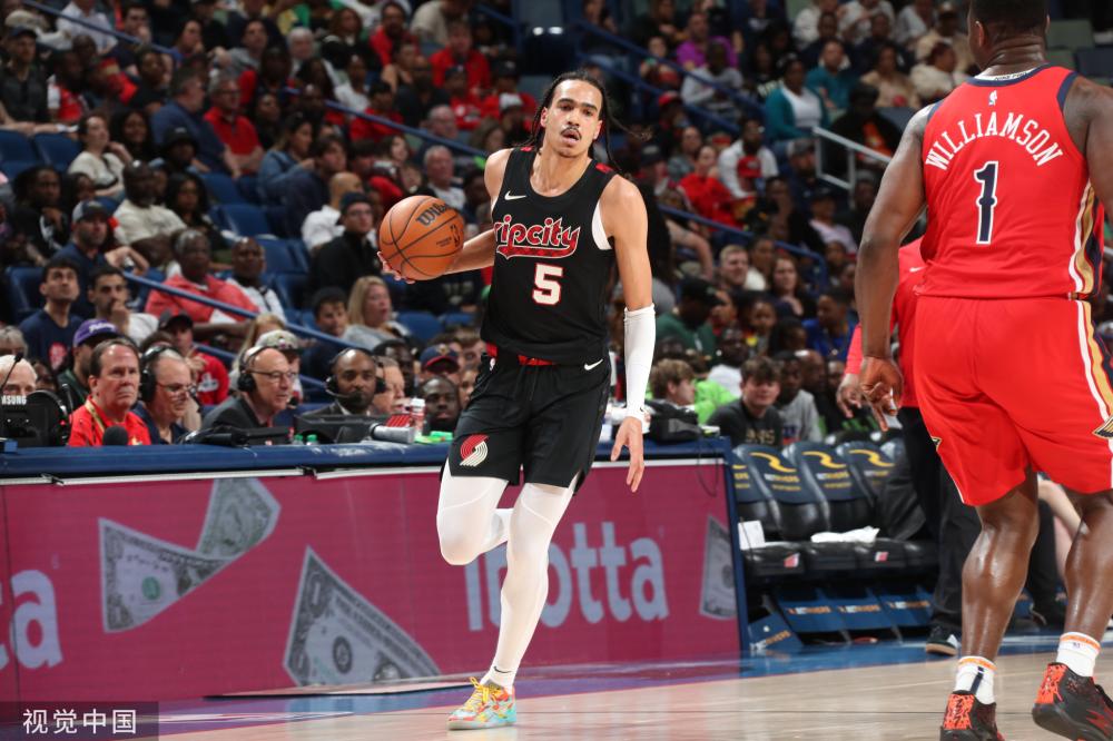 从中我们看 从中我们看