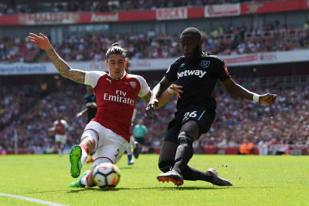 对方防线中 对方防线中