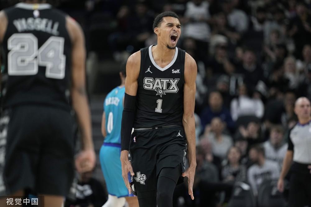 个足球俱乐 个足球俱乐