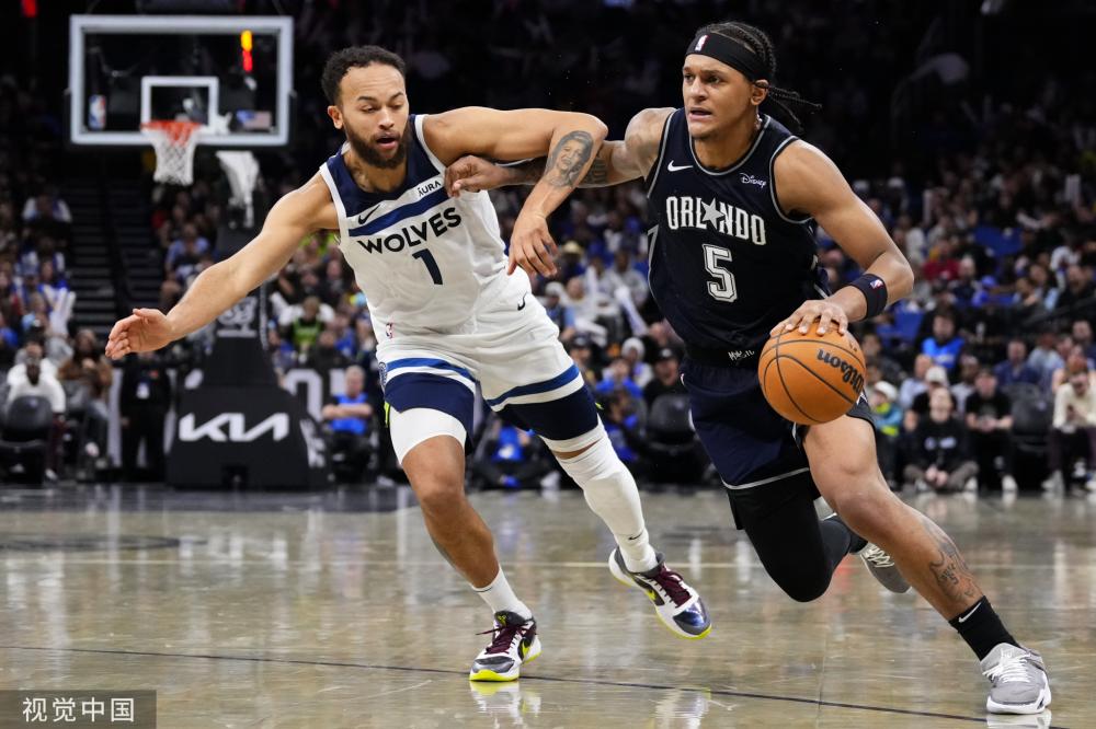 竞争中脱颖 竞争中脱颖