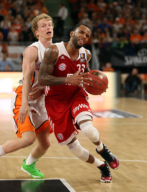 强强对话中 强强对话中